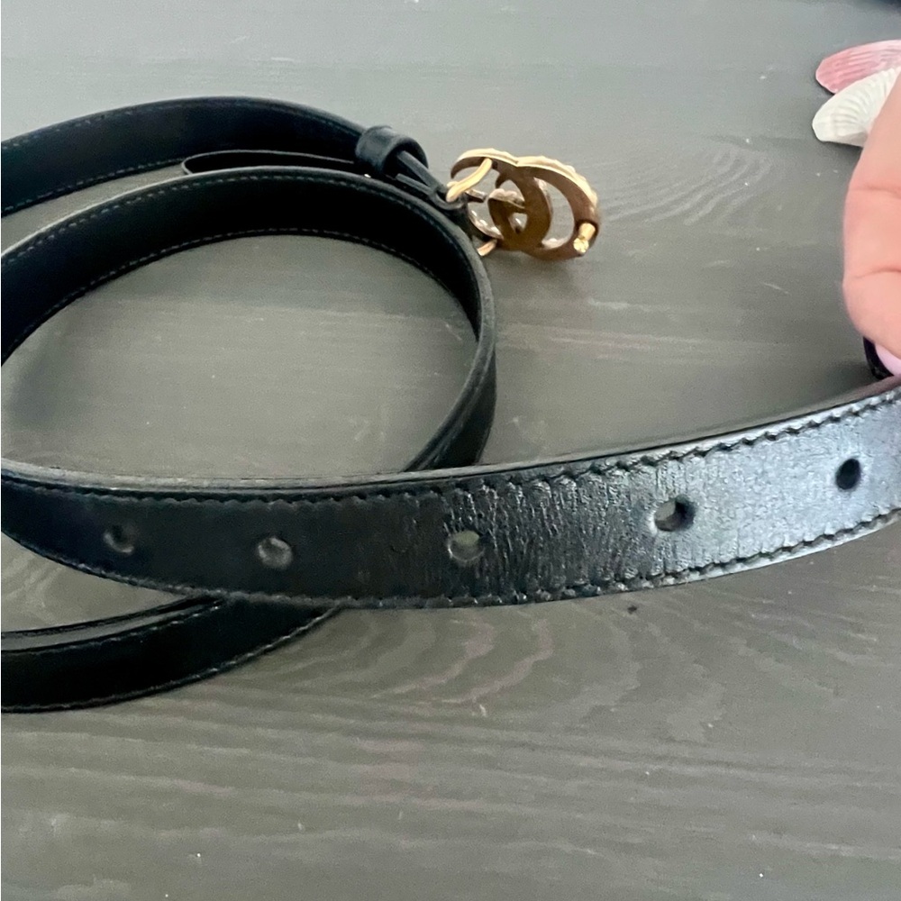 Gucci Black Leather Belt with Gold GG Pearl Buckle - Picture 3 of 3